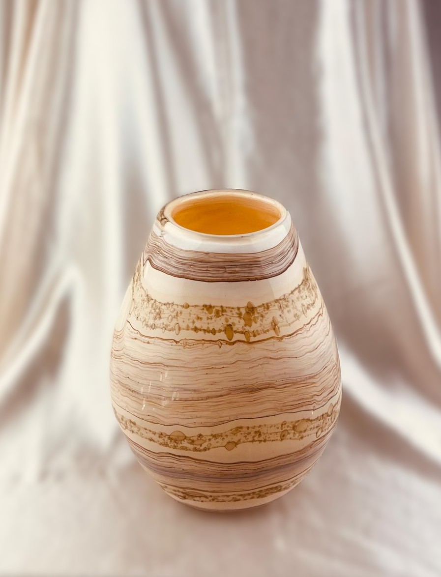 Wazon Szklany 30 cm – Kremowo-Brązowy Efekt Marmuru